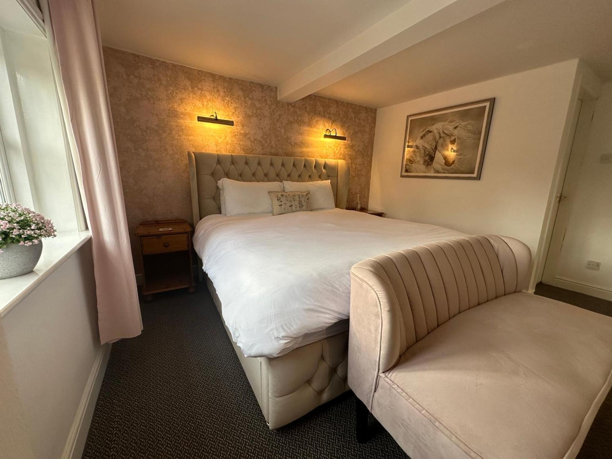 The Unicorn Inn Ньютон Солней Экстерьер фото